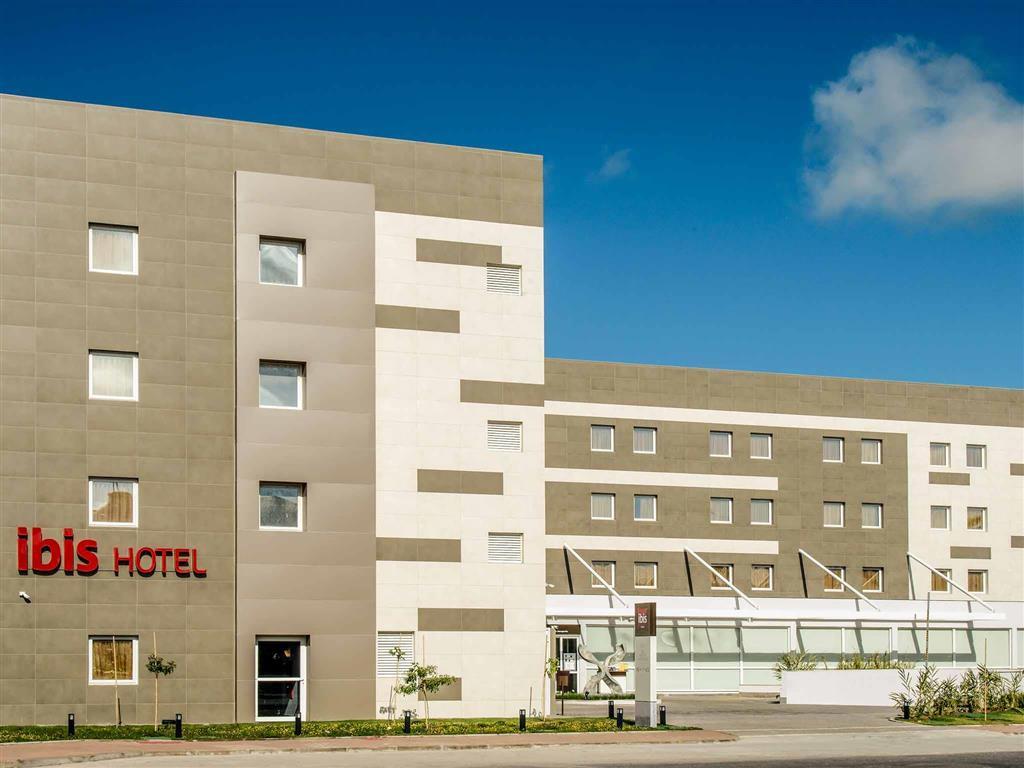 ホテル Ibis Recife Aeroporto エクステリア 写真