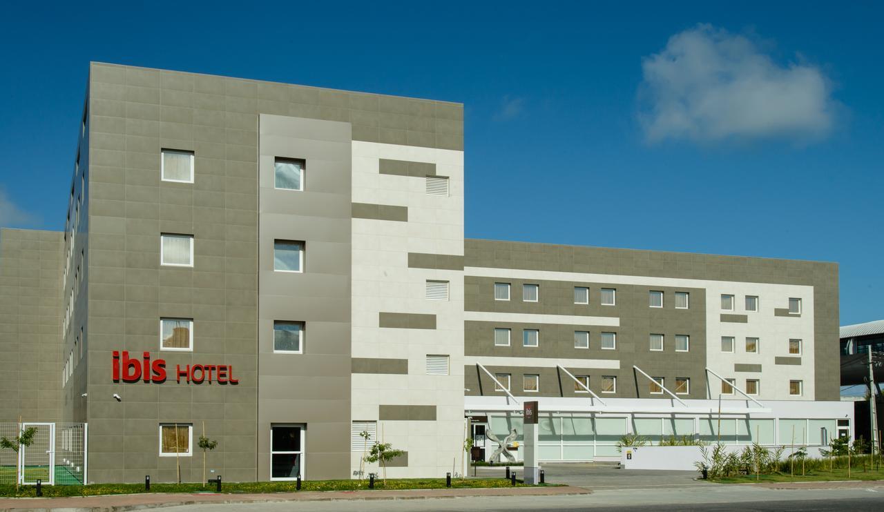 ホテル Ibis Recife Aeroporto エクステリア 写真